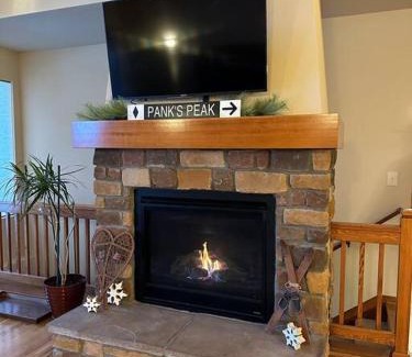 Silvercreek Maison | Granby Ranch Ski & Golf Getaway - Pank's Peak