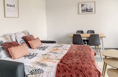 Villeparisis Appartement | Grand Appart Spacieux Rénové 4pers Wifi Gare
