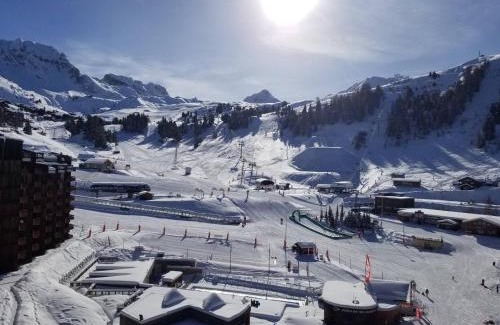 Macot-la-Plagne Appartement | Grand appartement rénové - 11 pers - Centre station - Balcon - FR-1-181-2379