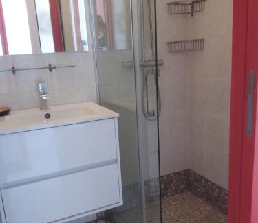 Saint-Hippolyte Appartement | GRAND APPARTEMENT CALME et AGREABLE