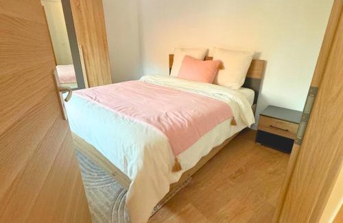 Steinbrunn-le-Bas Appartement | Grand appartement chaleureux