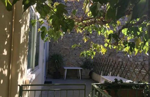 Tuchan Appartement | Grand Appartement 6 pers,lumineux,avec terrasse Sud de France