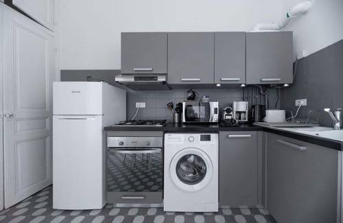 Champ-Capelet Appartement | Grand appartement avec terrasse, rdc, pkg gratuit