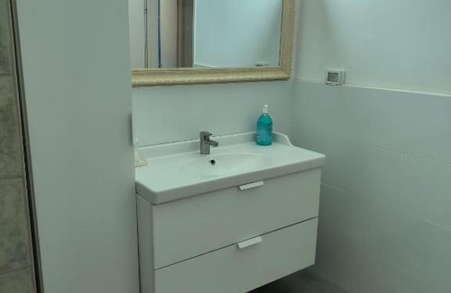 Hadera Appartement | GRAND APPARTEMENT CENTRAL RENOVE