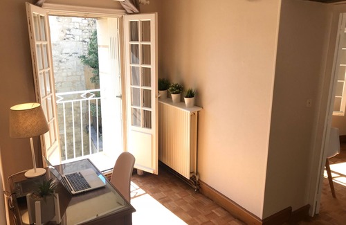 Chinon Appartement | Grand Appartement de Charme 150m2 Vieux Chinon