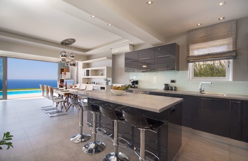 Lakithra Villa | GRAND AZZURRO EST UNE RÉSIDENCE EXCLUSIVE INCROYABLE AVEC UNE VUE TRÈS À couper le souffle