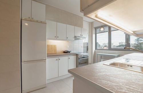 Lordelo do Ouro e Massarelos Appartement | Grand Botanic Garden Apartment by Vacationy