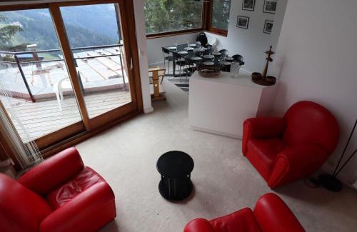 Avoriaz Chalet De Ski | Grand chalet à Avoriaz pour 12 pers avec cheminée, terrasse et vue - FR-1-633-50