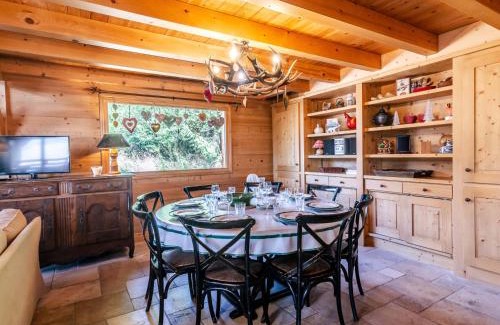 Morzine Chalet De Ski | Grand chalet de charme pour 14 pers. à 500m des télécabines, avec ascenseur et Wi-Fi - FR-1-754-8