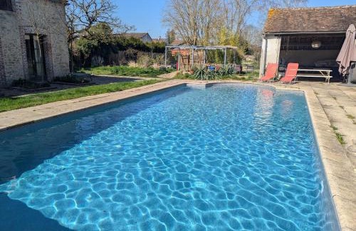 Egreville Appartement | Grand Deluxe Poule Noire