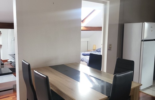 La Varenne Saint-Hilaire Appartement | Grand Duplex Proche de Paris & RER A - 6 voyageurs