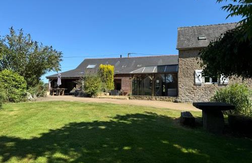 La Chapelle-Saint-Aubert Maison | Grand gîte la Maison d'Amélie