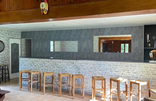 Nouatre Maison | Grand gîte dans un parc arboré