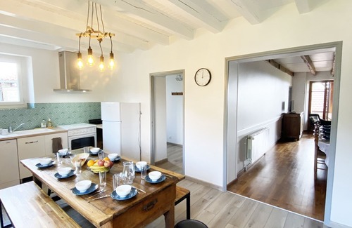 Viazac Maison | L'Ombre du Noyer - 9 personnes - 9 km de Figeac - piscine partagée