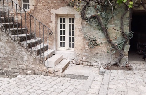 Flavigny-sur-Ozerain Maison | Grand Gîte de Caractère