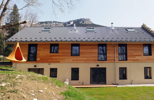 Villard-de-Lans Appartement | Grand gîte neuf 10 pers. à 5 minutes de Villard-de-Lans