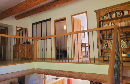 Revest-des-Brousses Maison | Grand gite le moulin de roche dans le luberon.