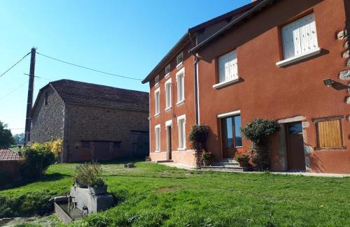 Saint Bonnet des Quarts Maison | Grand Gite Maison d Alice Auvergne - 15 personnes