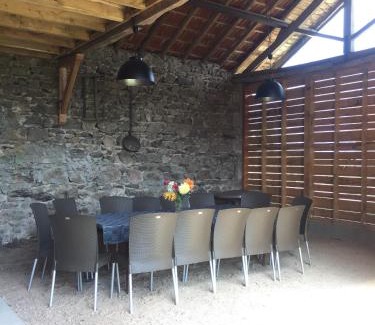 Saint Bonnet des Quarts Maison | Grand Gite Maison d Alice Auvergne - 15 personnes