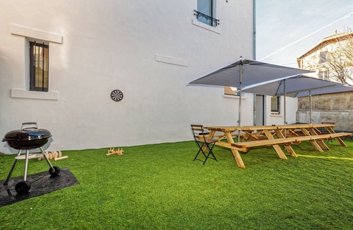 Vallieres Appartement | Grand gite proche centre-ville pour 24 personnes