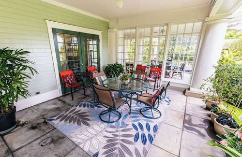 Hilo Maison | La Maison Hilo | Une île exclusive Reeds grand Historic Home