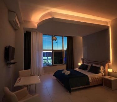 Qerek Hôtel | Grand Hotel Gjyshi