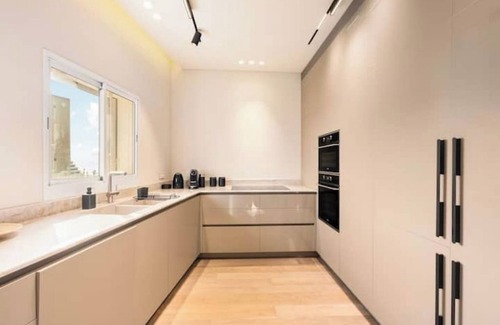 Tel Aviv Promenade Appartement | Grand Lapin Penthouse
