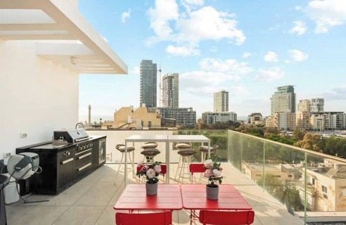 Tel Aviv Promenade Appartement | Grand Lapin Penthouse