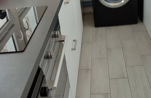 Downtown Le Havre Appartement | Grand logement rénové, 84 m2, 5 Personnes, à 100 m de la Gare et du tramway