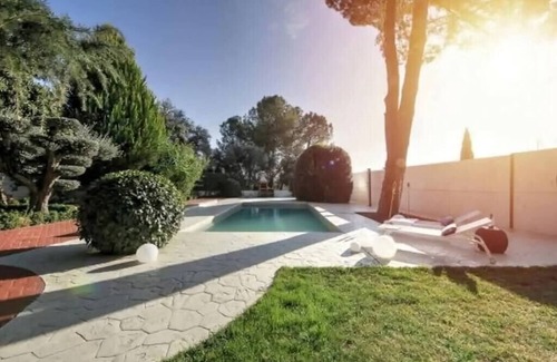 Albolote Maison | Grand Luxury Villa w/ Pool and Hottub nearby Granada