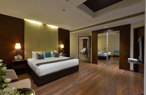Sayajiganj Hôtel | Grand Mercure Vadodara Surya Palace Hotel