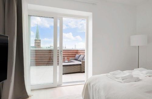 Midtbyen Appartement | Grand Penthouse Suite With Private Rooftop Terrace