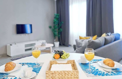 Lower Town Appartement | Grand Place Historic Retreat 2