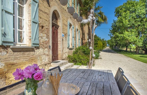 Lavit Maison | Grand Quilt a wonderful holiday home in breathtaking surroundings.