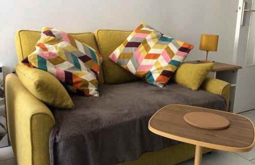 La Ferte-sous-Jouarre Appartement | Grand Studio calme centre-ville