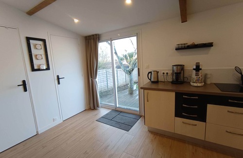 Port-Saint-Pere Appartement | GRAND STUDIO