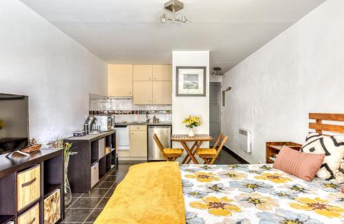 Port Rive Gauche Appartement | Grand studio la Presqu'île 2