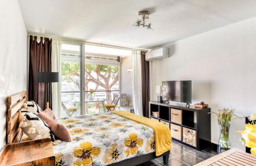 Port Rive Gauche Appartement | Grand studio la Presqu'île 2