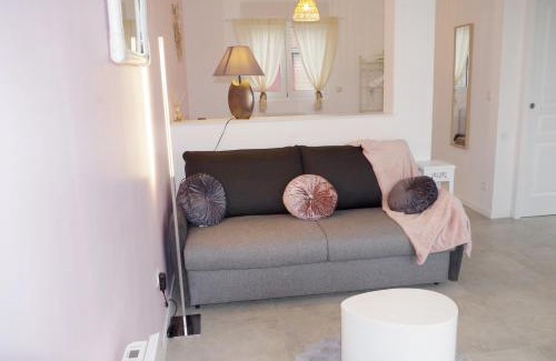 Hem-Lenglet Appartement | Grand studio La Sensée - Wifi, Calme, Parking privé