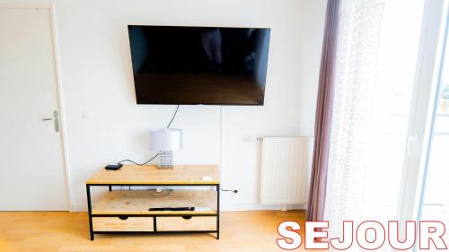 Champeval Appartement | Grand T2 neuf 2023 avec parking - 5 min du métro