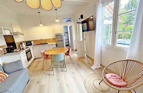 Chateauroux Maison | Gite de charme 1900 tout confort, 8 chb 5 sdb