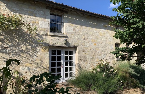 Deneze-sous-Doue Maison | Grande demeure familiale en Anjou, calme, proche Château de la Loire, piscine