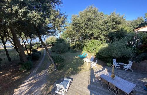 Saint-Georges-de-Didonne Maison | Grande Maison Famille 25m Plage, Jardin, Terrasse, Animaux admis - FR-1-539-6