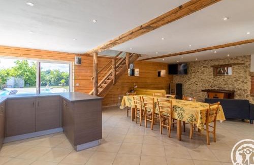 Marans Maison | Grande maison à la campagne avec piscine et climatisation - FR-1-622-113