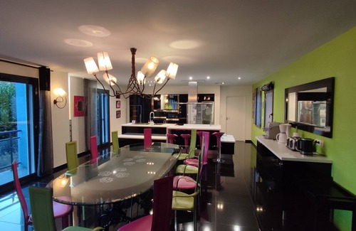 Cadeac Maison | La Villa Bleue