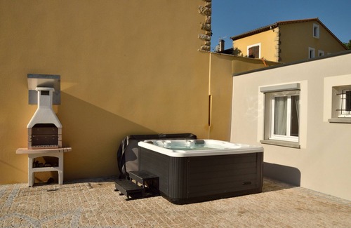 Saint-Sernin Maison | Grande maison au calme tout confort- Piscine Privée & chauffée- Sauna / Jacuzzi