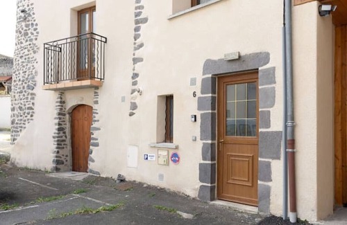 Saint-Sandoux Maison | Grande Maison Auvergnate sur 3 niveaux