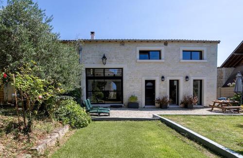 Ranton Maison | Grande maison contemporaine 160 m2 et son jardin privatif de 700 m2 - logement entier