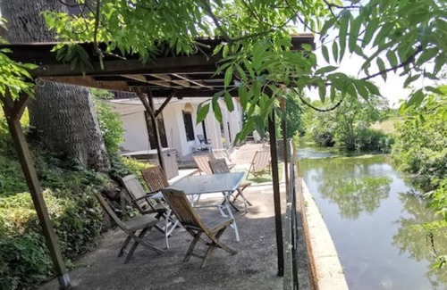 Sarge-sur-Braye Maison | Grande maison détente & loisirs
