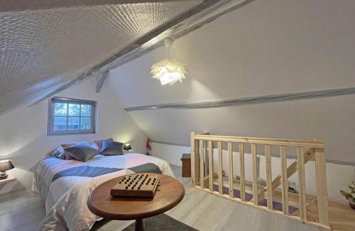 La Gonfriere Appartement | Grande maison de campagne avec studio, nature, confort et loisirs à 5 km, 4 chambres, jardin clos - FR-1-497-182